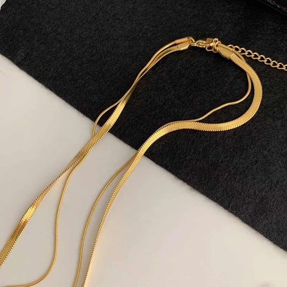 NEW 14K Gold Plated Double Layer Flat Herringbone & Thin Snake Chain Necklace - Picture 4 of 12